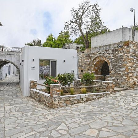 Апартаменты Le Petit Ενα Μικρό Αλλά Όμορφο Σπίτι Steni Экстерьер фото